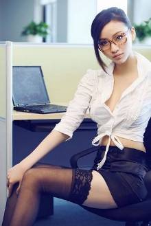 风骚女教师床上与我玩角色扮演【1】-新闻频道