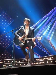 李健录《光阴的歌》回味经典老歌 首唱《传奇