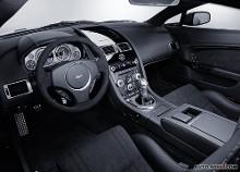 阿斯顿马丁 v12 vantage 壁纸 外观 图片