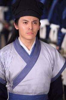 《<em>新甘十九妹</em>》崔鹏戏份杀青 再掀江湖血雨腥