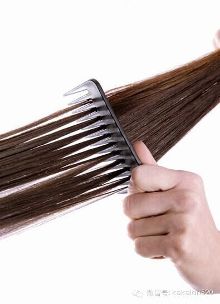 你的<em>头发油腻</em>吗?快来看看导致<em>油腻的</em>常见<em>原因</em>