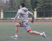 男篮海埂基地足球场练体能