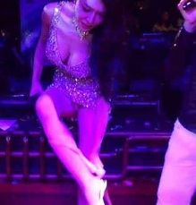 五大艳星当众脱<em>内裤</em>送粉丝节操掉一地【1】-新