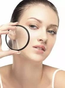 祛痘印收缩毛孔最简单的小方法!