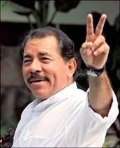 尼加拉瓜总统奥尔特加宣誓就职(图)
