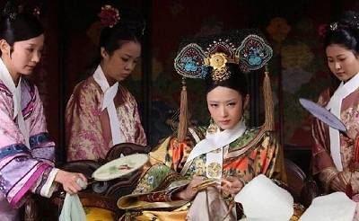 神吐槽:中国国庆成世界店庆