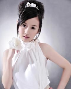 刘美含登热搜榜 《巴啦啦小魔仙》引全民追忆