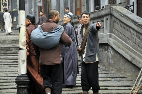 齐奎,蒋恺,王诗蒙等实力派演员领衔主演的青春史诗大剧《铁血兄弟》